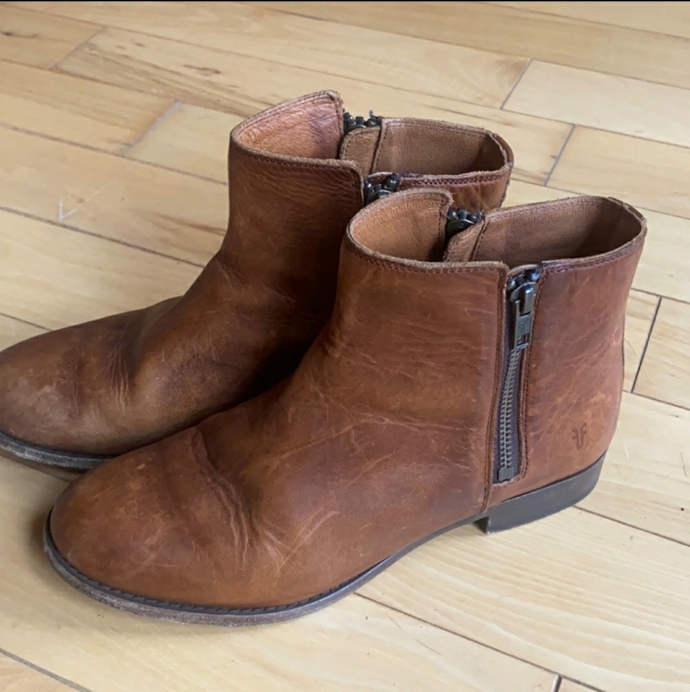Frye booties 7.5